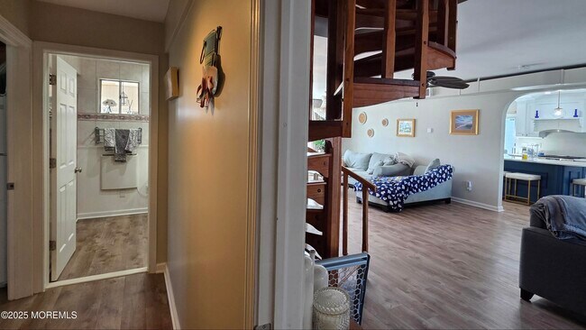 Foto del edificio - 118 Alhama Dr