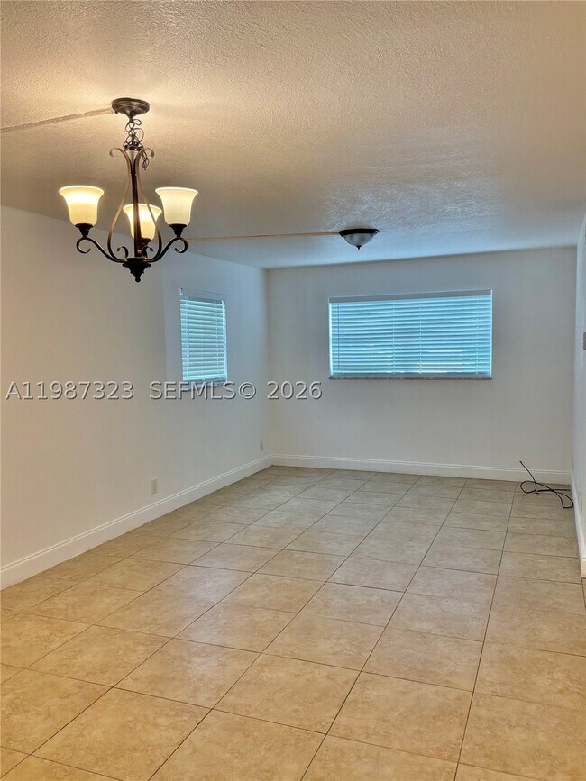 Foto del edificio - 550 SW 2nd St