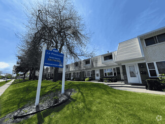 Building Photo - La Provincial Townhomes
