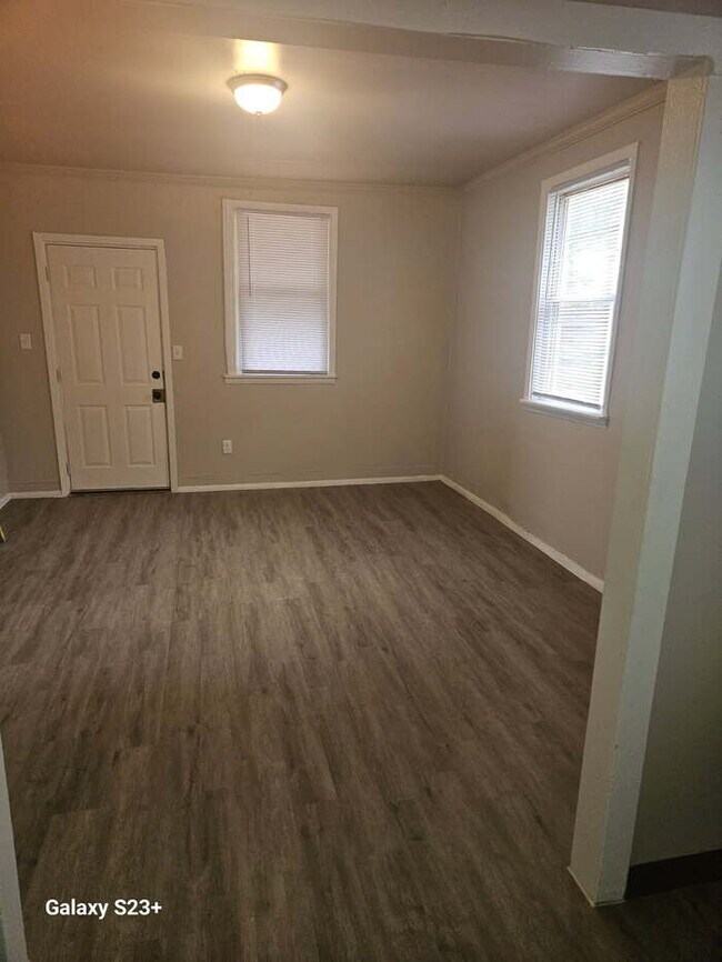 Foto del edificio - Beautiful Newly rehabbed apartment