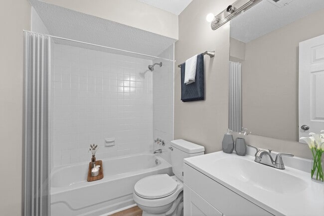 Interior Photo - The Pointe at White Oak