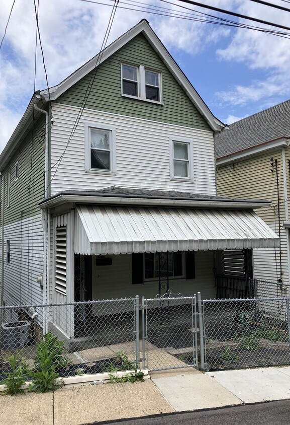 Foto principal - 1281 Lakewood Ave