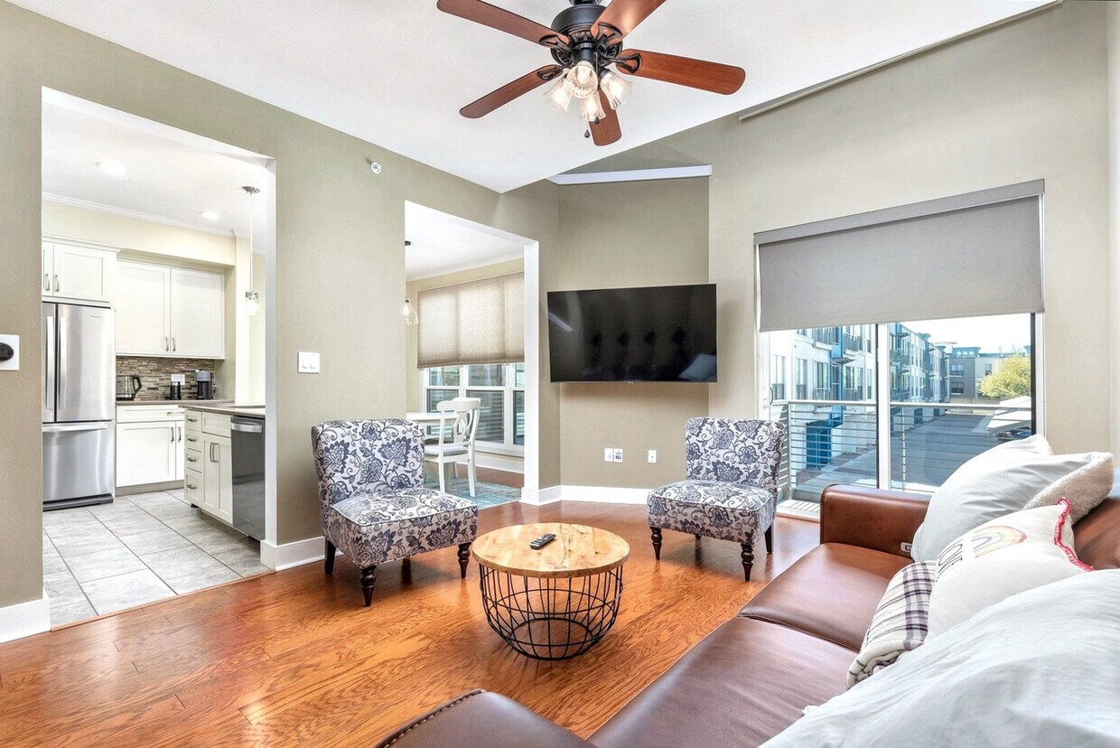Foto principal - 4414 Cedar Springs Rd