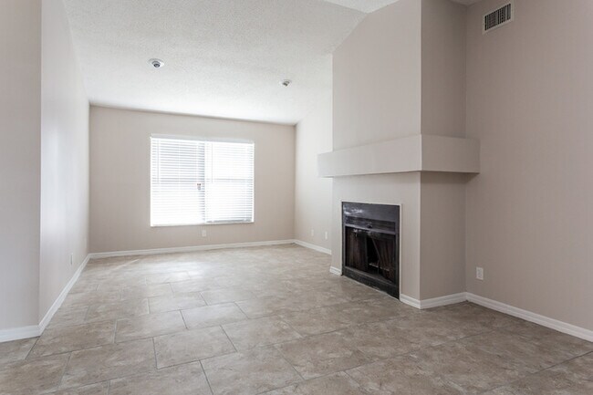 Building Photo - 157 Sevilla Ave