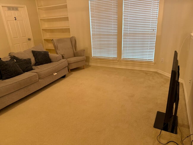 Building Photo - Room in Single Family Home on Levant Ln