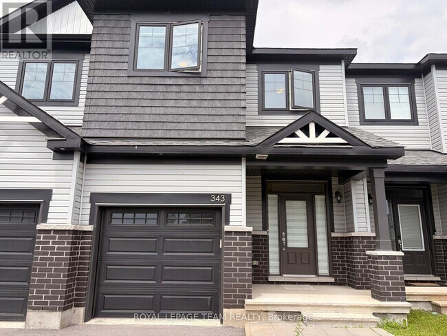 Building Photo - 343 Grackle St