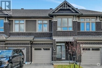 Building Photo - 470 Markdale Ter