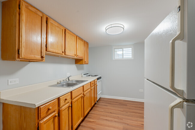 Building Photo - 3406 N Natoma Ave