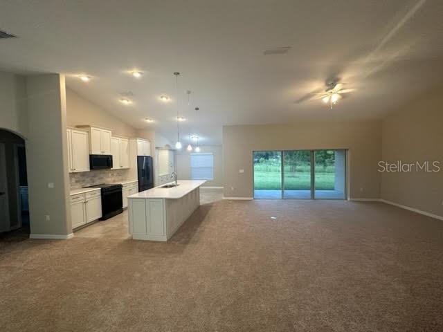 Foto del edificio - 9 Lewis Pl