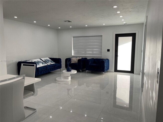 Foto del edificio - 1791 SW 3rd St