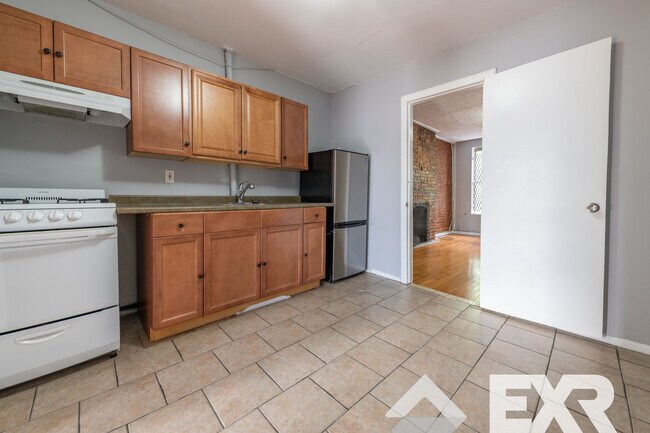 Foto del edificio - 107 5th Ave