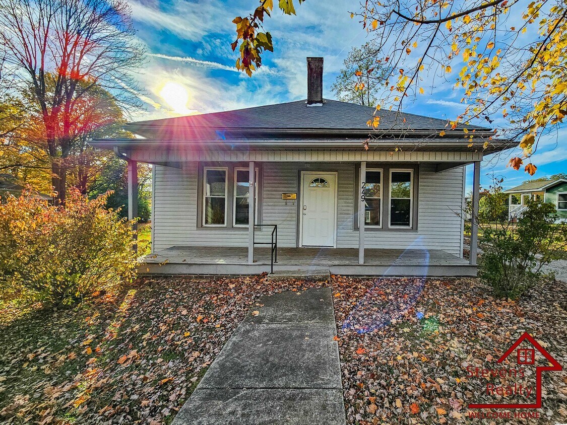 Primary Photo - 249 Whitson Ave