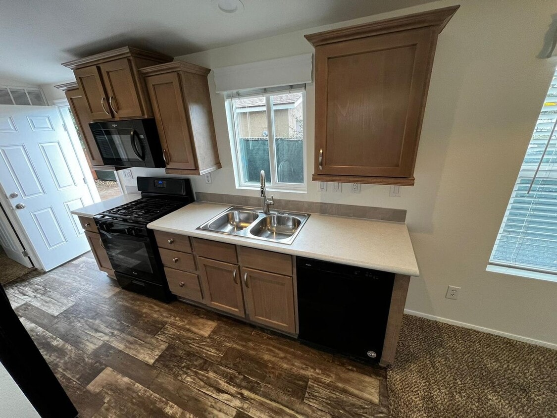 12 2 Bedroom Apartments for Rent in Barrio Logan, CA Westside Rentals