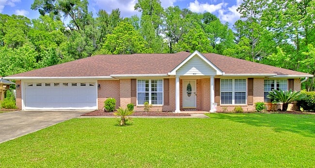 Building Photo - 321 Wexford Dr