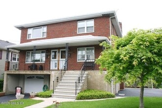 Building Photo - 16 Harold Ave