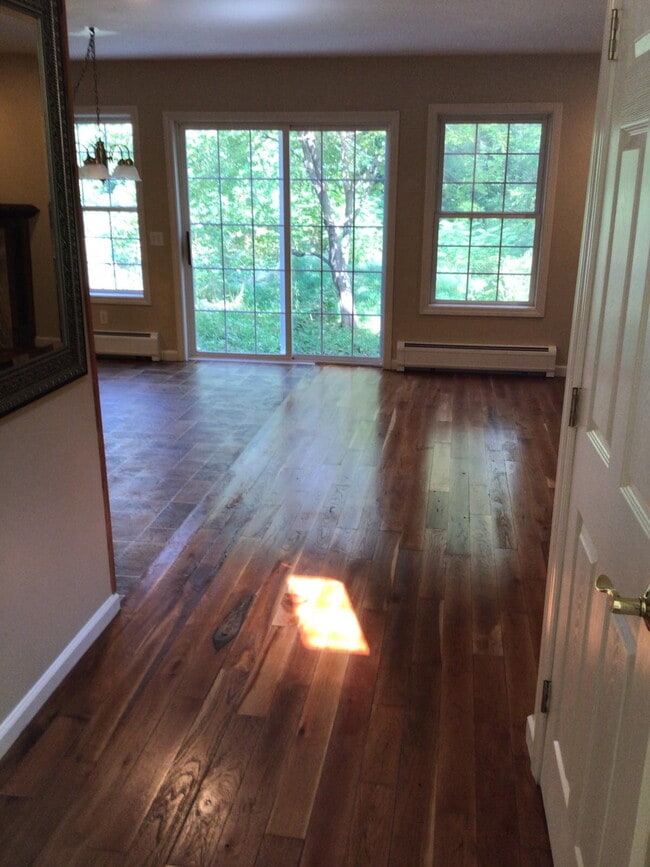 Foto del edificio - "Discover Spacious Comfort at 36-1 Leo's Way: 3-Bedroom Haven with 2.5 Bathrooms in Alburgh, VT!"