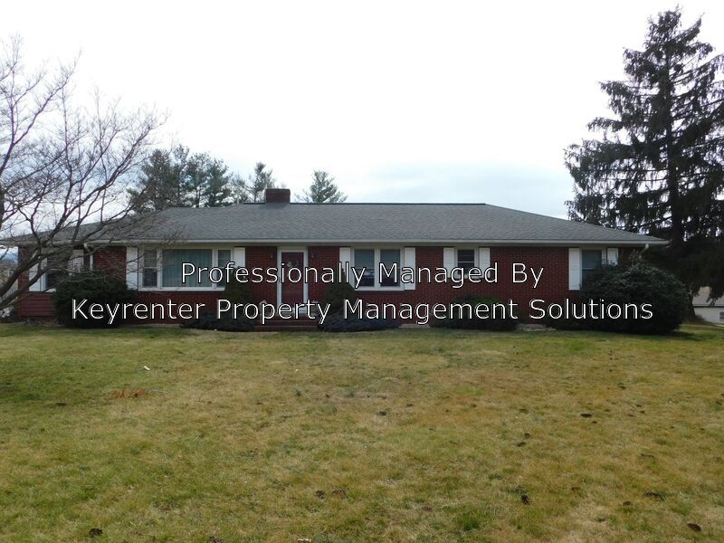 Primary Photo - 2135 Stuarts Draft Hwy