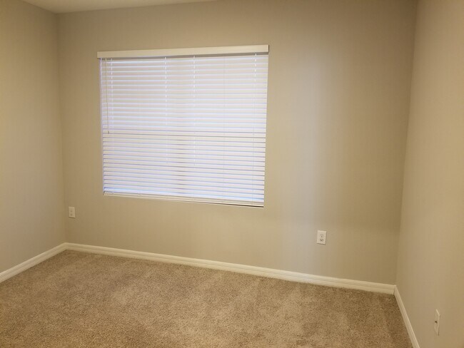 Foto del edificio - 116 Sunny Day Way