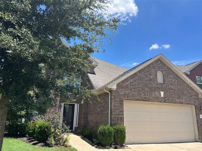 Foto del edificio - 2534 Pines Pointe Dr