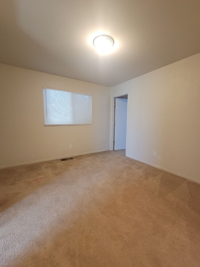 Building Photo - 3759 Larkspur Avenue, Merced CA