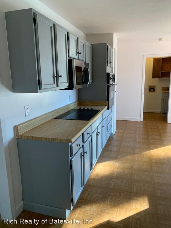Building Photo - 3 br, 2 bath House - 5 Redbird Drive