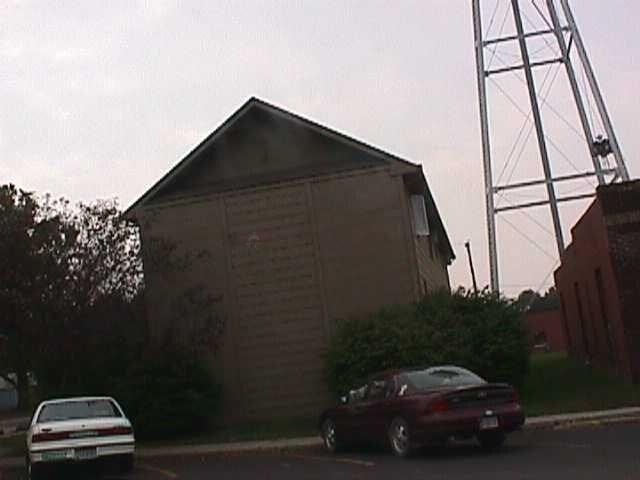 Primary Photo - 103 S Columbus St