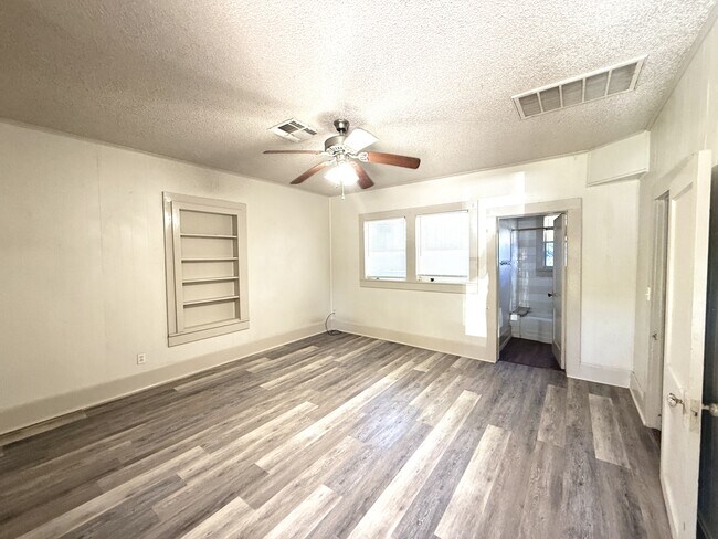 Foto del edificio - 405 Stanley Ave SW