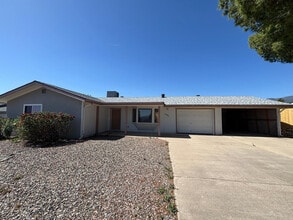 Building Photo - 1584 Sandy Ln