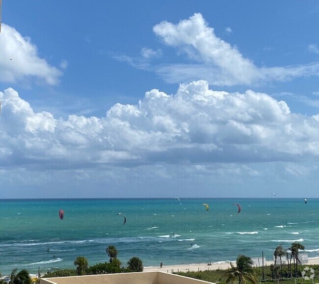 New Miami Beach Boardwalk Apartments under 1,000 Miami Beach, FL