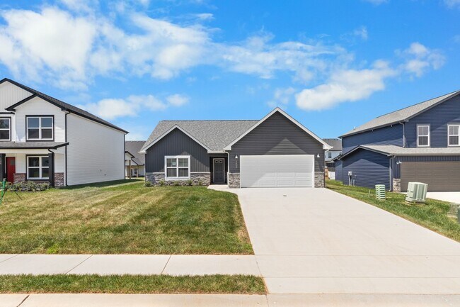 Foto del edificio - Lovely Home in Clarksville