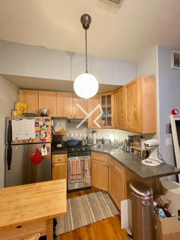 Foto del edificio - 2 bedroom in BROOKLYN NY 11206