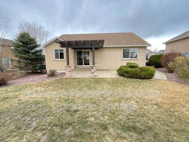 Building Photo - 8617 Roaring Fork Dr
