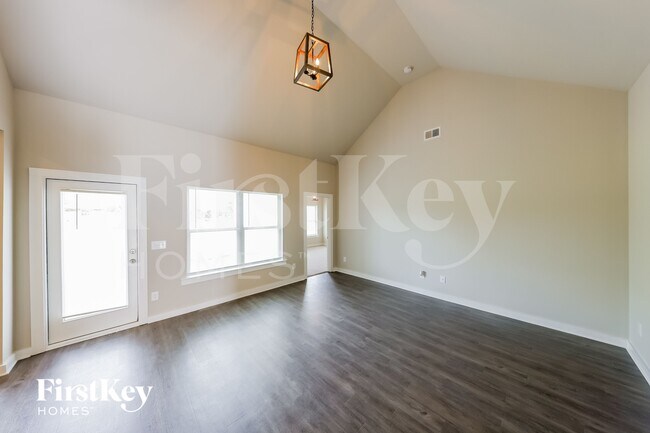 Building Photo - 60 Co Rd 1701