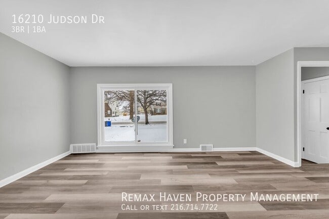 Building Photo - 16210 Judson Dr