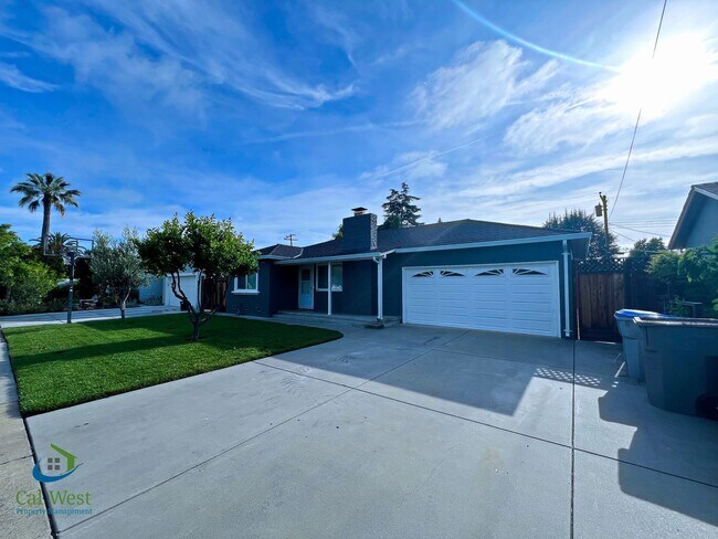 Building Photo - $4,750 - Beautiful 3 Bed/2 Bath in Cambrian neighborhood-Pets possible with approval
