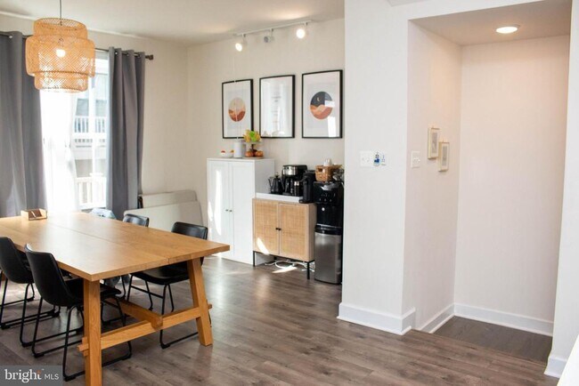 Foto del edificio - 6408 47th St