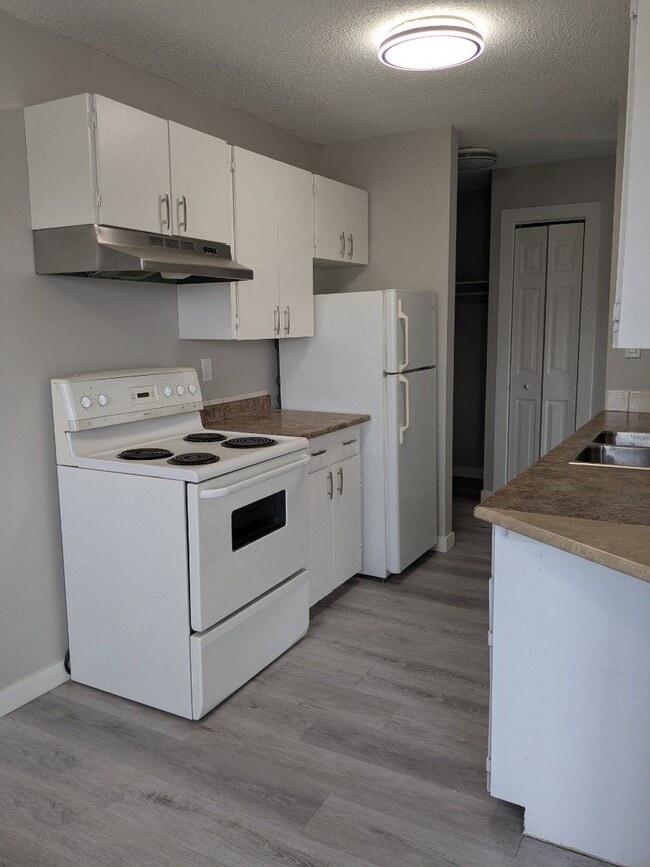 Photo du bâtiment - 5203-352 52 St