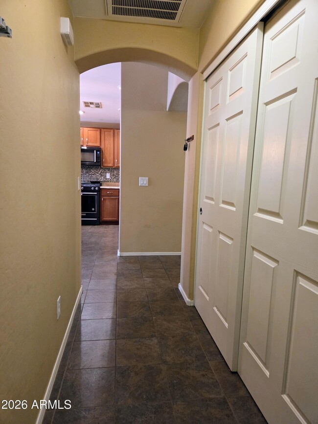 Building Photo - 45317 W Desert Garden Rd