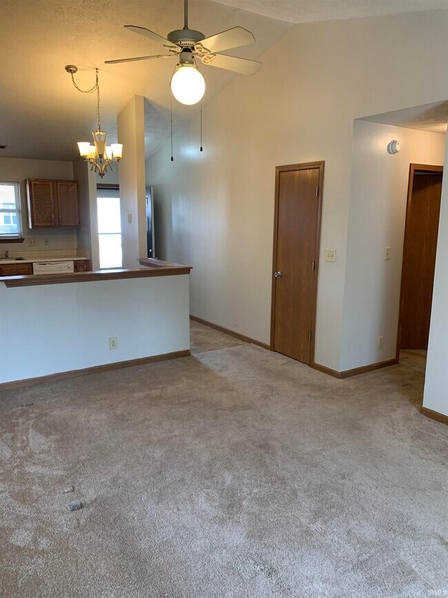 Foto del edificio - 2836 Plaza Ln