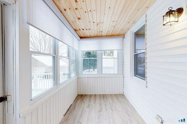 Foto del edificio - 85 Maple St