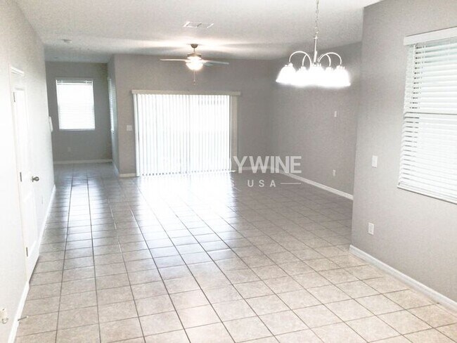 Building Photo - COMING SOON!! BELMONT TOWNHOMES!! 4 bedroo...