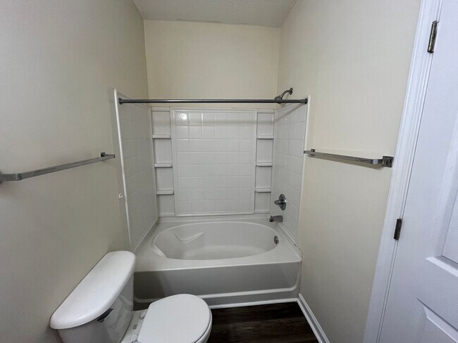 Foto del edificio - One Bedroom Condo on Whitemarsh Island