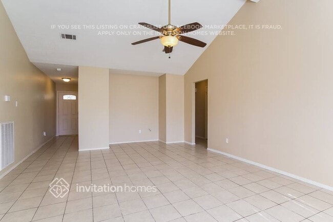 Foto del edificio - 5830 Fallengate Dr