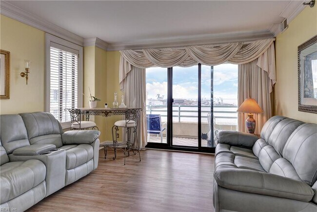 Building Photo - 7505 River Rd