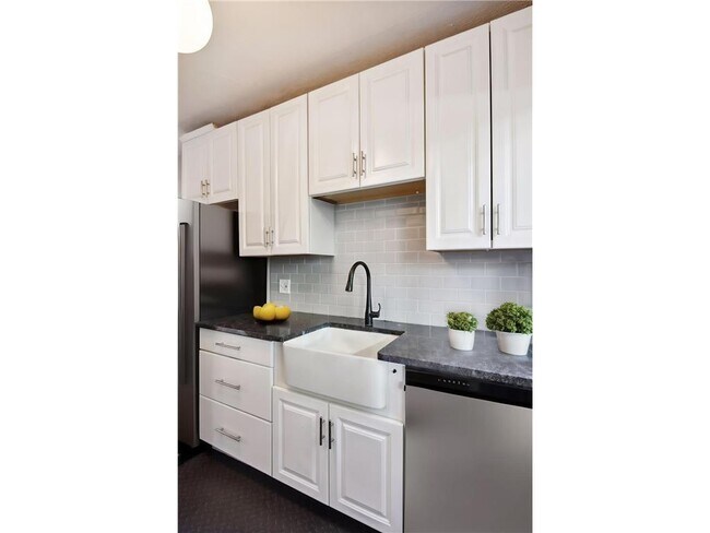 Foto del edificio - 2008-2010 St Clair Ave