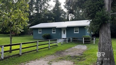 Building Photo - 42620 Nicholsville Rd