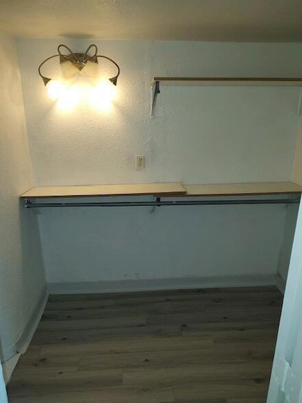 Foto del edificio - 300 N 14th St