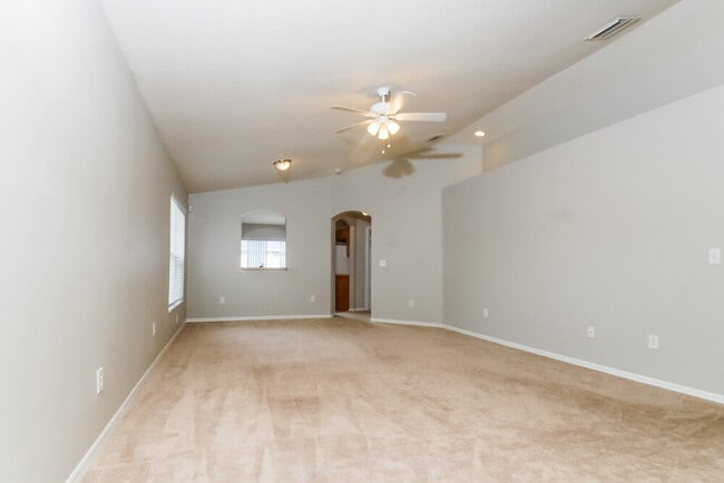 Foto del edificio - 12749 Evington Point Dr