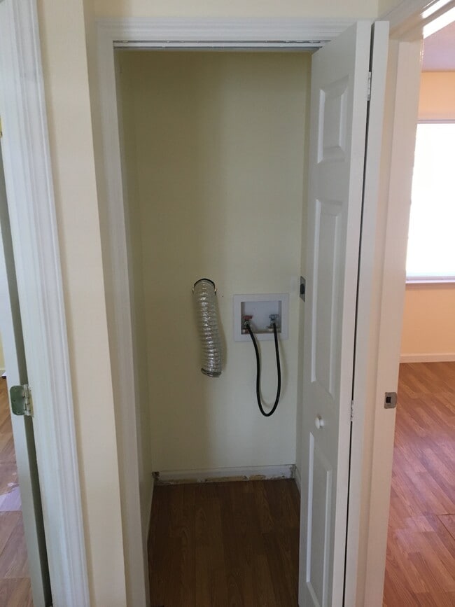 Laundry Center Closet (Only accommodates stackable units. No side-by-side units.) - 875 Railroad St