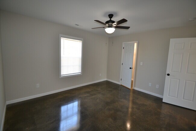 Foto del edificio - 4429 Dillbrook Ln